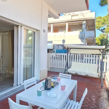 Marina Piano Terra Apartment